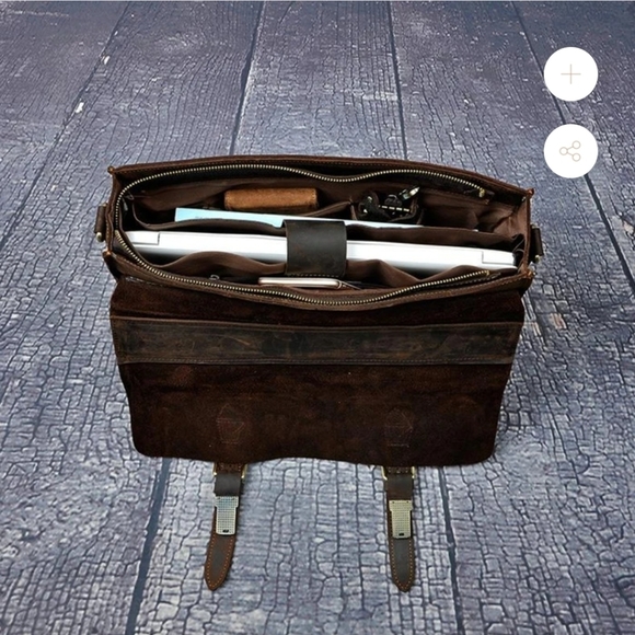 Handmade Vintage style Leather briefcase-- brass finishes & many pockets, 15"x11 - Picture 3 of 7